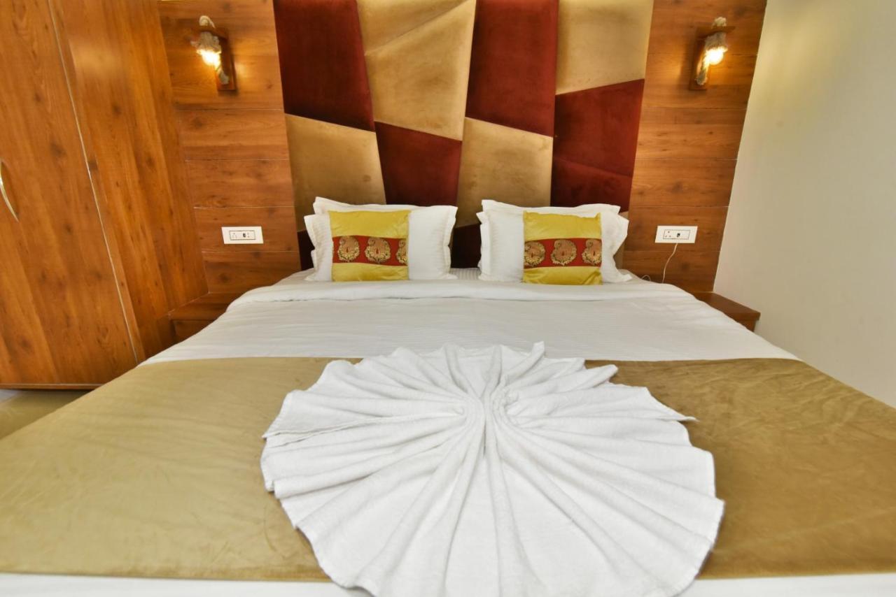 Hotel Sallow International-Hotel Near Golden Temple Amritsar Buitenkant foto